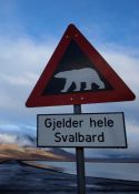 /nyheter/na-kan-ikke-ansatte-i-reiselivet-pa-svalbard-underbetales